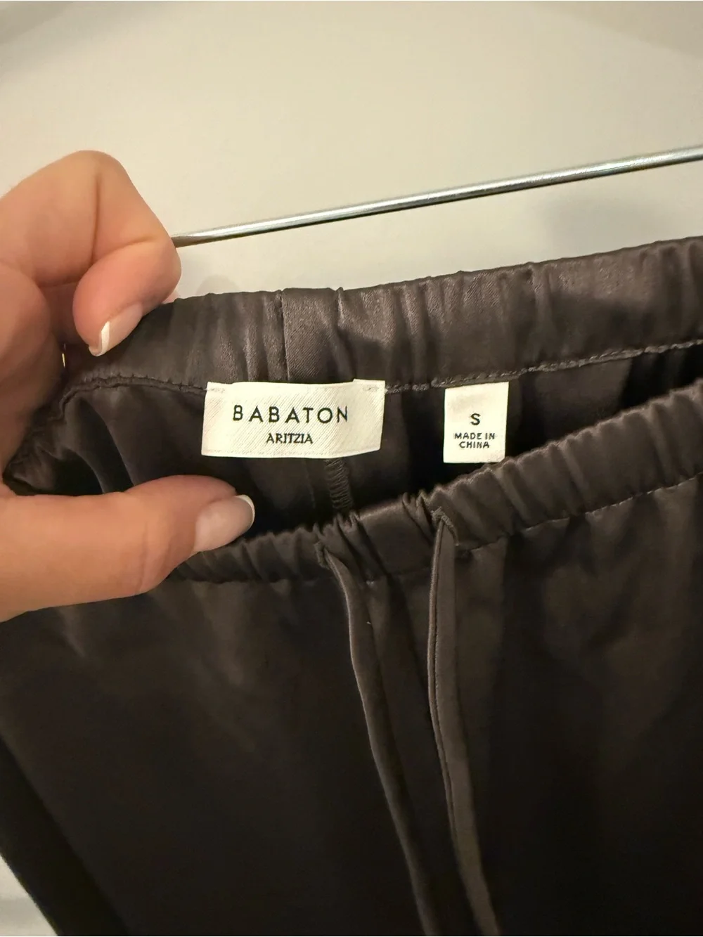 Archer Satin Pant - Khaki - Size small - Picture 4 of 5